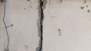 Fixation fissuromètre connecté R2