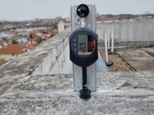 Kit de fixation pour suivi désaffleur avec jauge E1