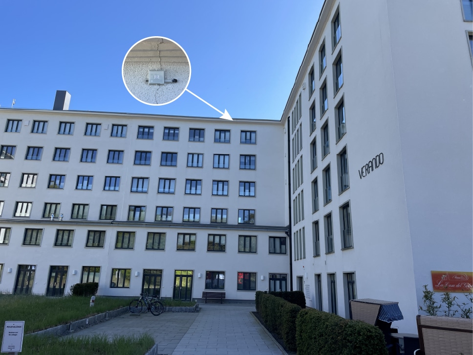 fissuromètre R1 sur façade inaccessible